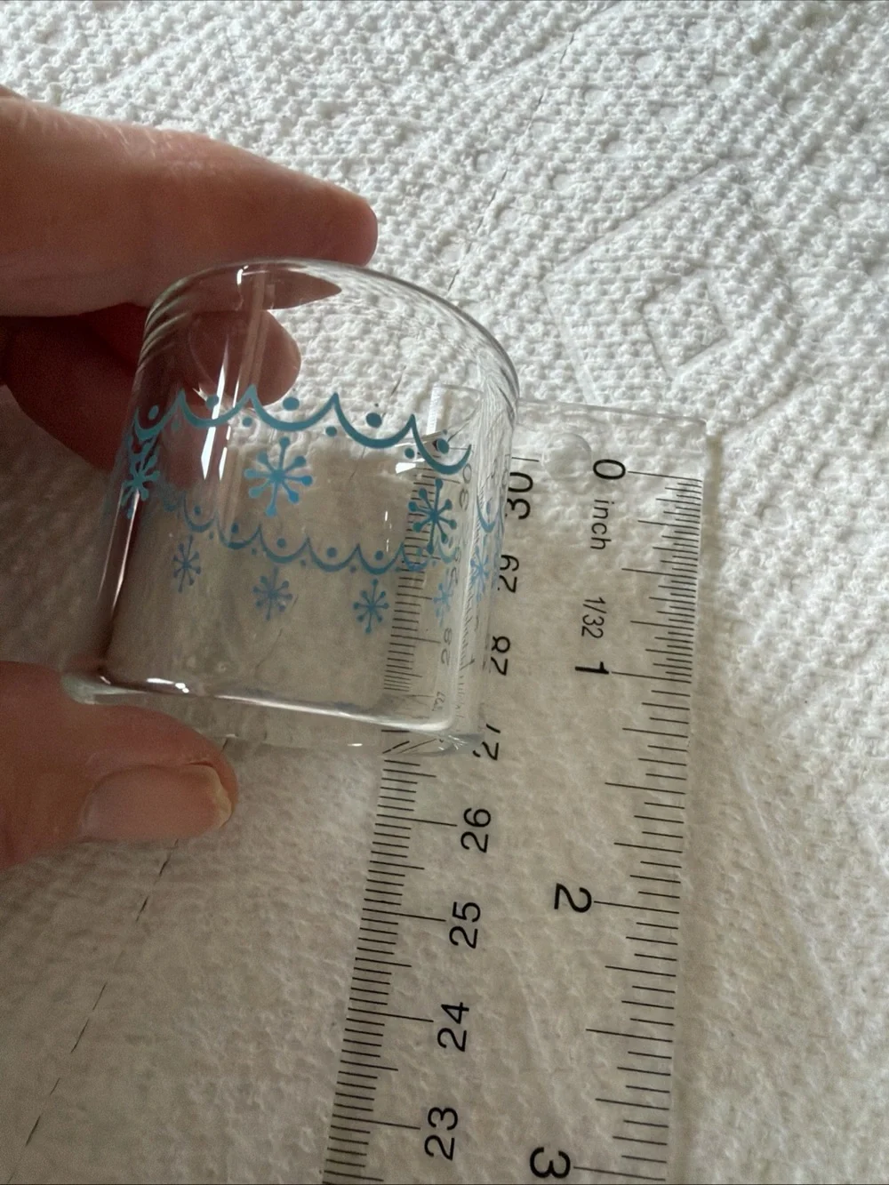 Pyrex set six